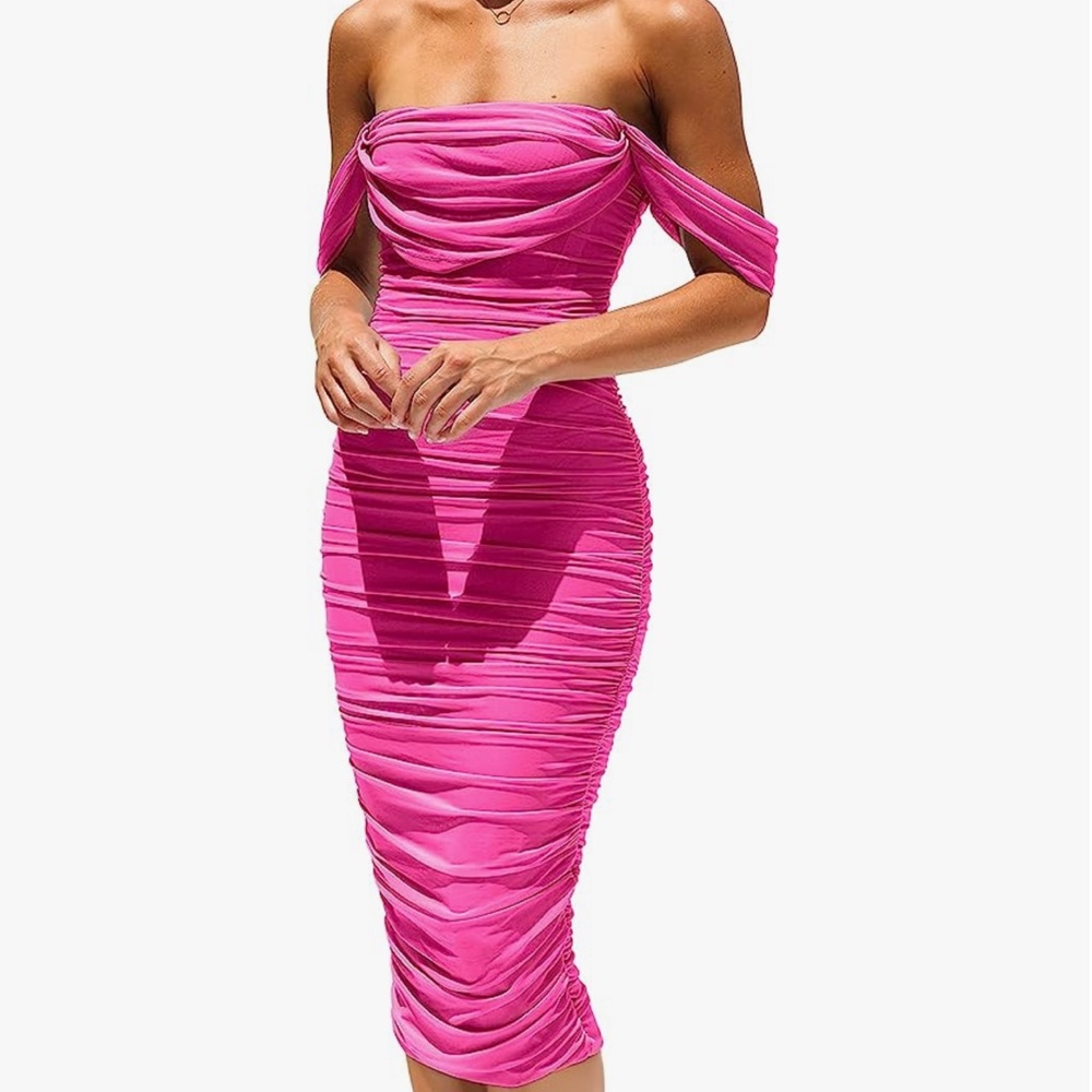 Pink off the shoulder ruched bodycon dress